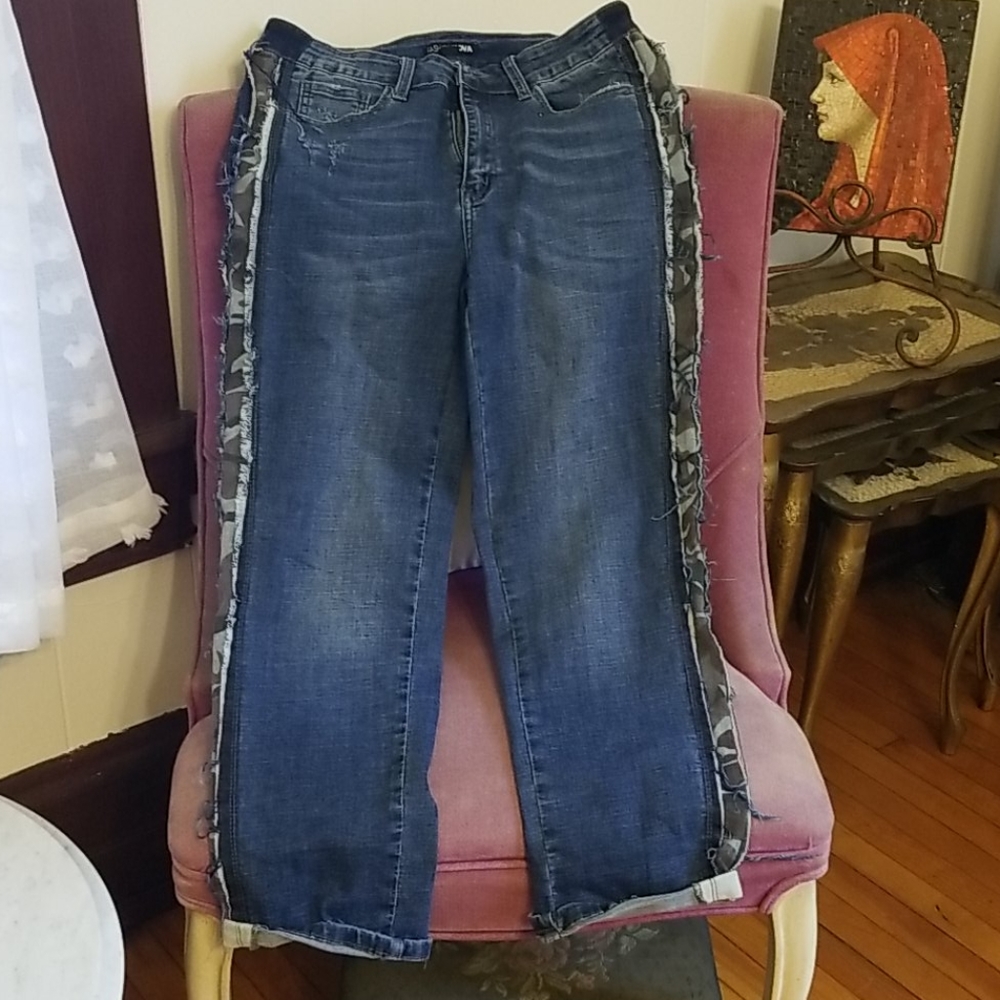 Distressed Jeans